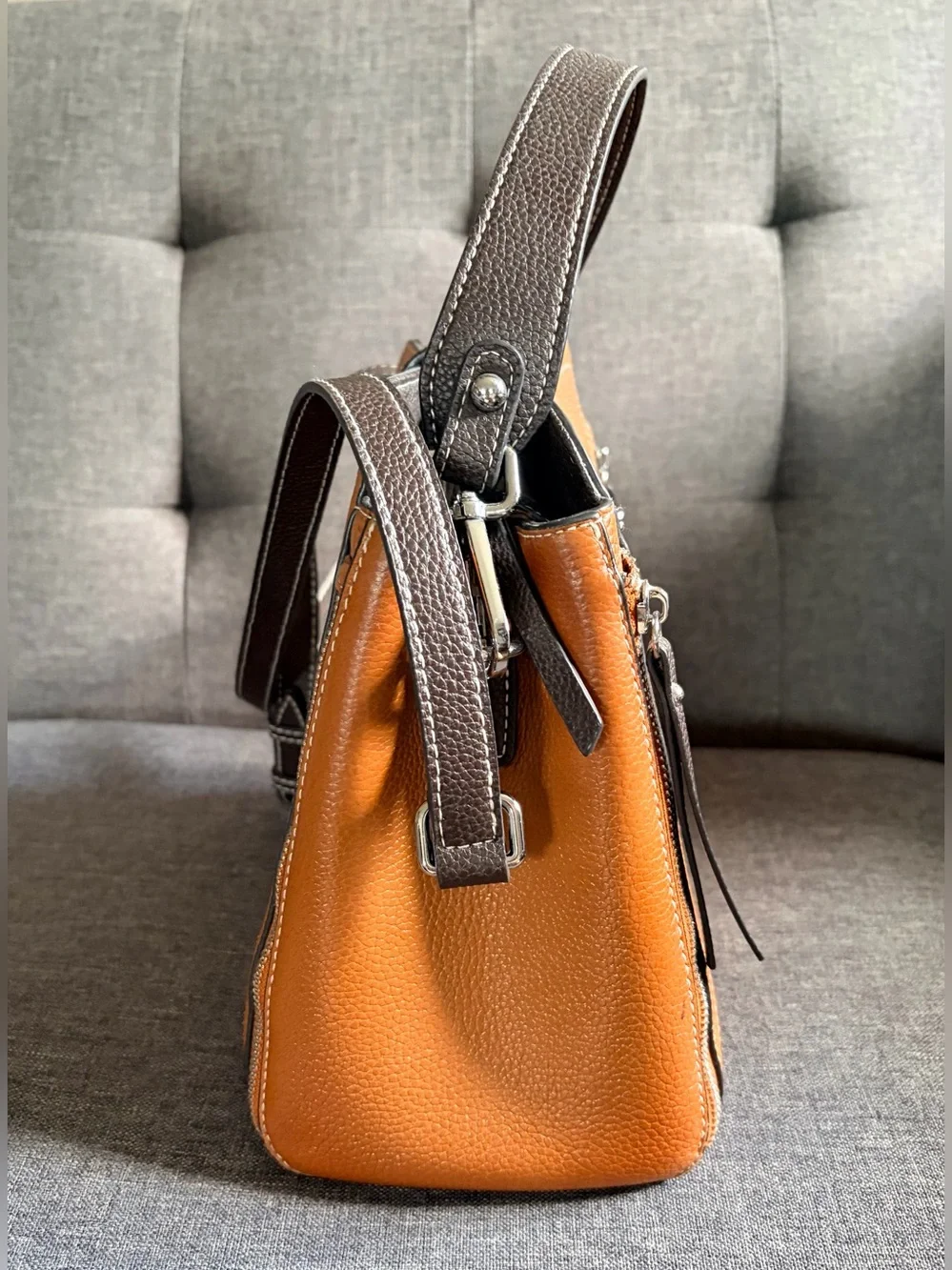 Classic Two-Tone Leather Top-Handle Bag - Tan & Dark Brown